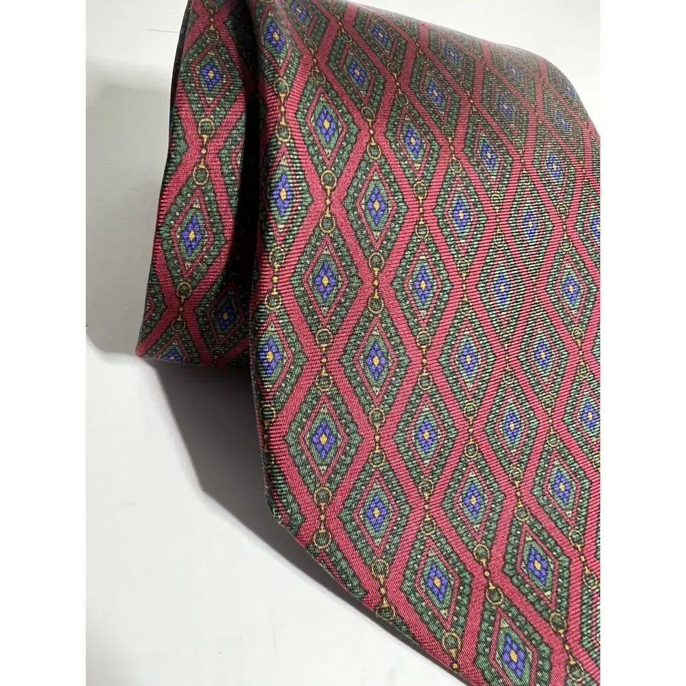 Gucci EUC Red Silk Diamond Print Horse Bit Chain Link Neckwear Tie Made in Italy